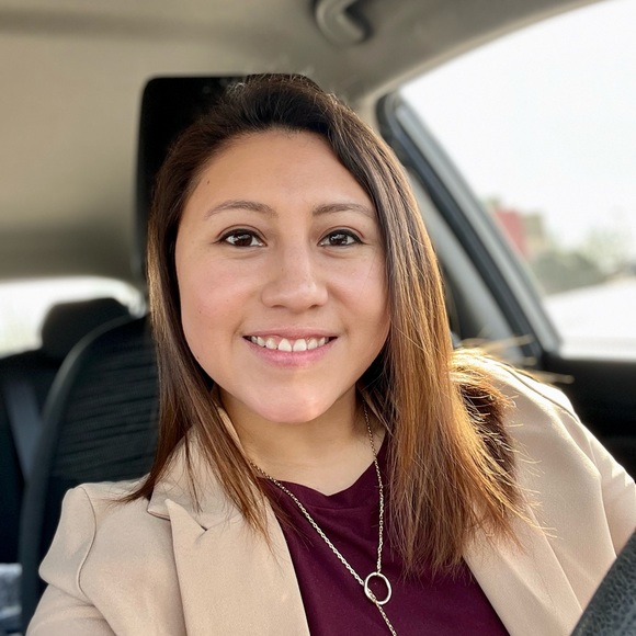 Meet your Posher, Marina - Picture 1 of 1